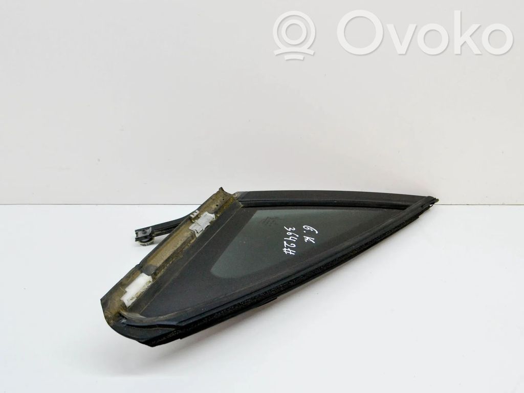 Mercedes-Benz E W238 Geam lateral spate