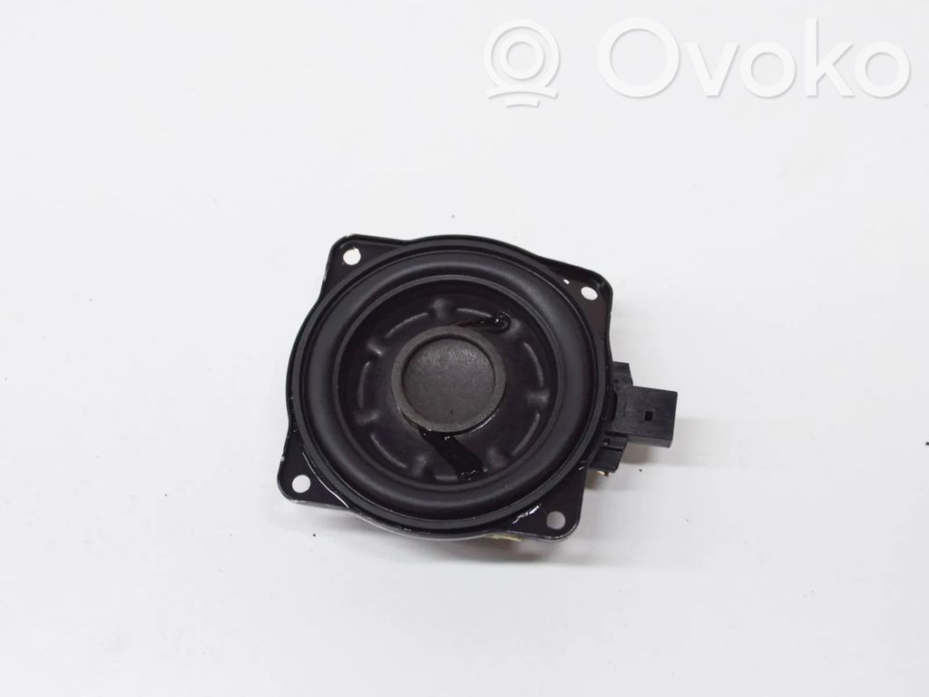 Tesla Model 3 Panel speaker 