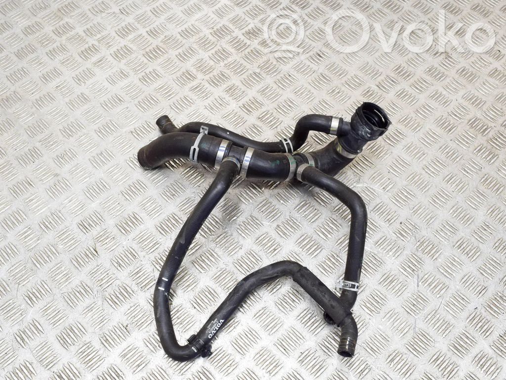 Volvo S90, V90 Conductă/furtun lichid de răcire motor 