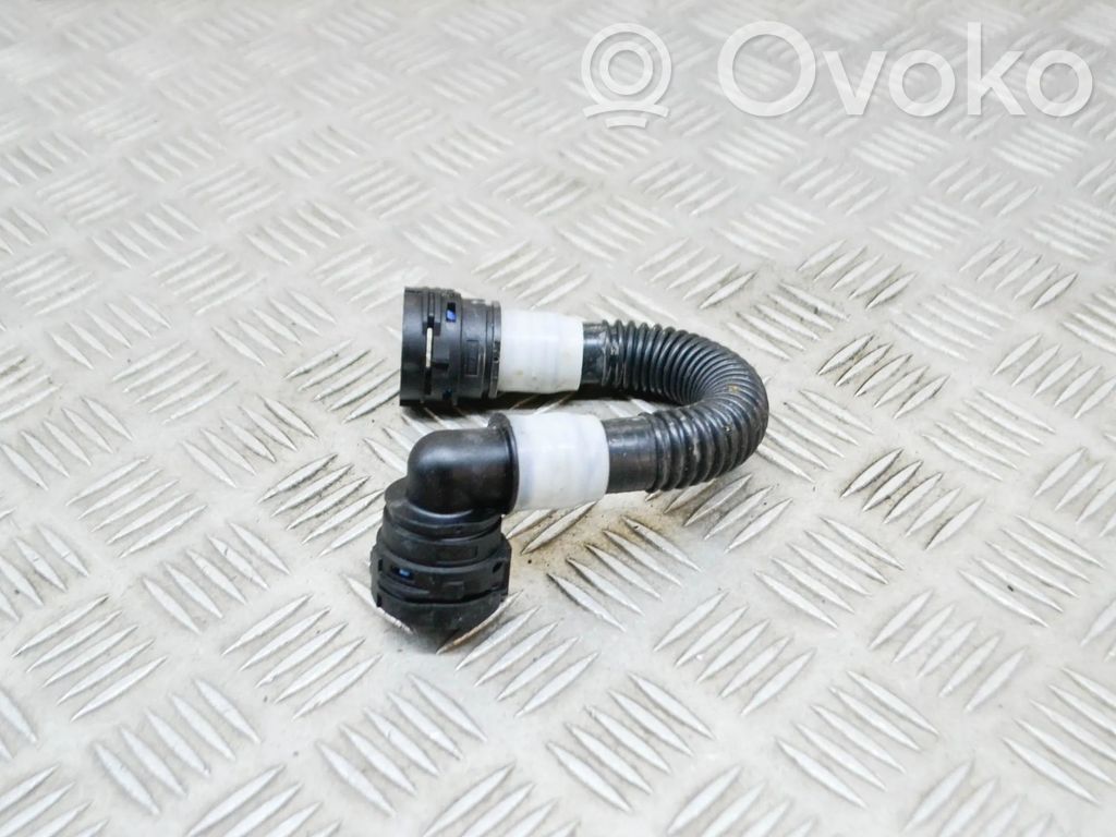 Tesla Model 3 Engine coolant pipe/hose 