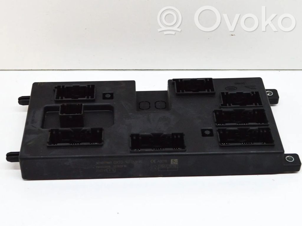 Jaguar F-Pace Modul de control caroserie central 