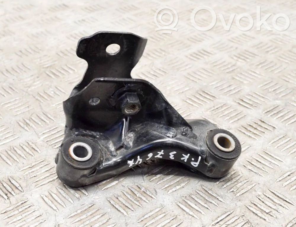 Tesla Model 3 Engine mounting bracket 