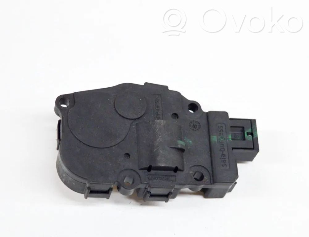 Porsche Cayenne (9Y0 9Y3) Motor/actuator clapetă aer 