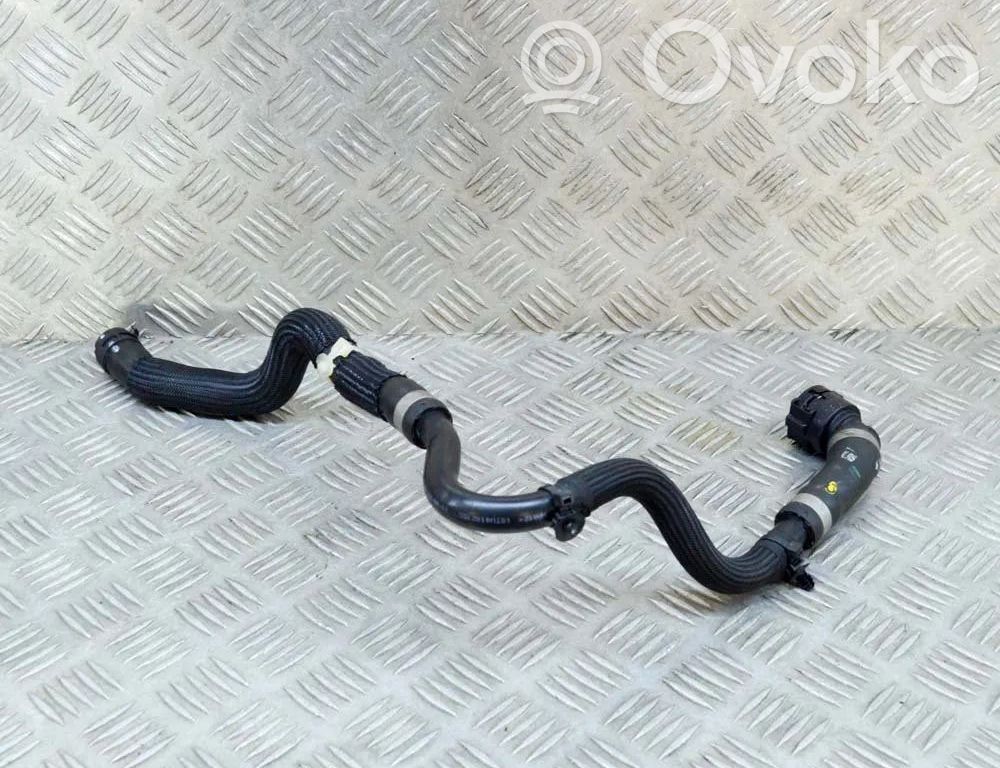 Jaguar I-Pace Engine coolant pipe/hose 