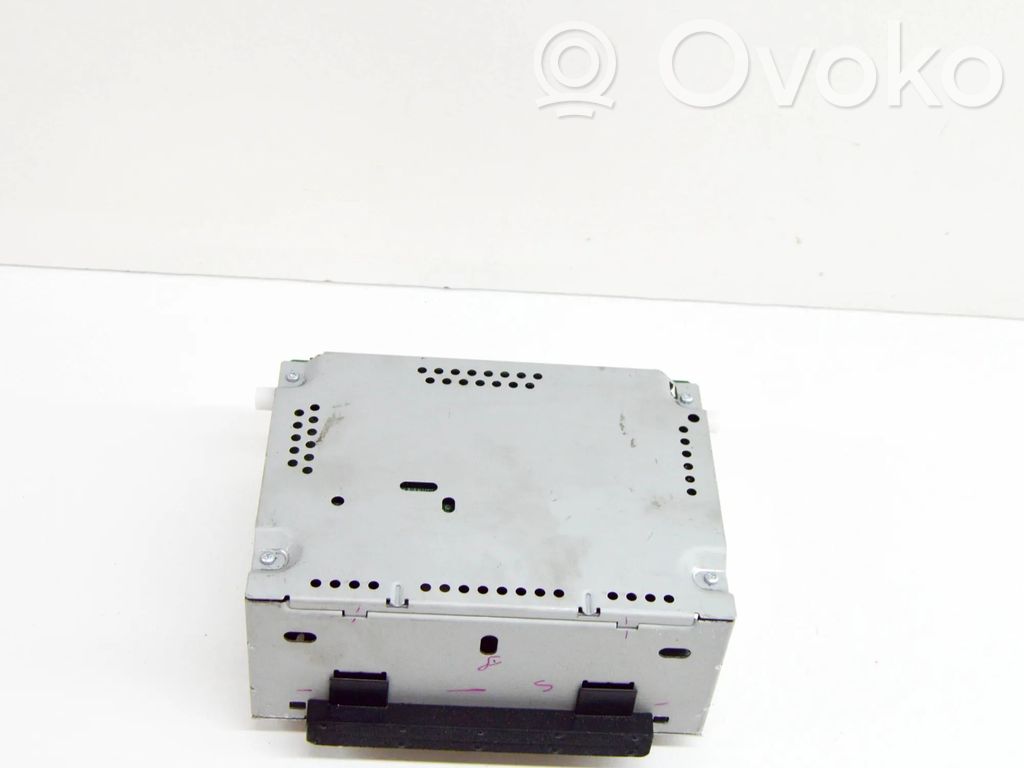 Ford Fiesta Panel / Radioodtwarzacz CD/DVD/GPS 