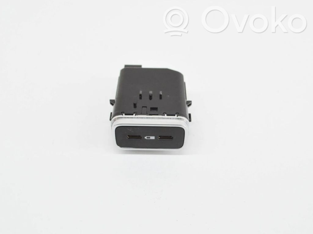 Mercedes-Benz GLS X166 Enchufe conector USB 
