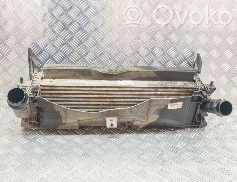 Nissan NP300 Radiador intercooler 