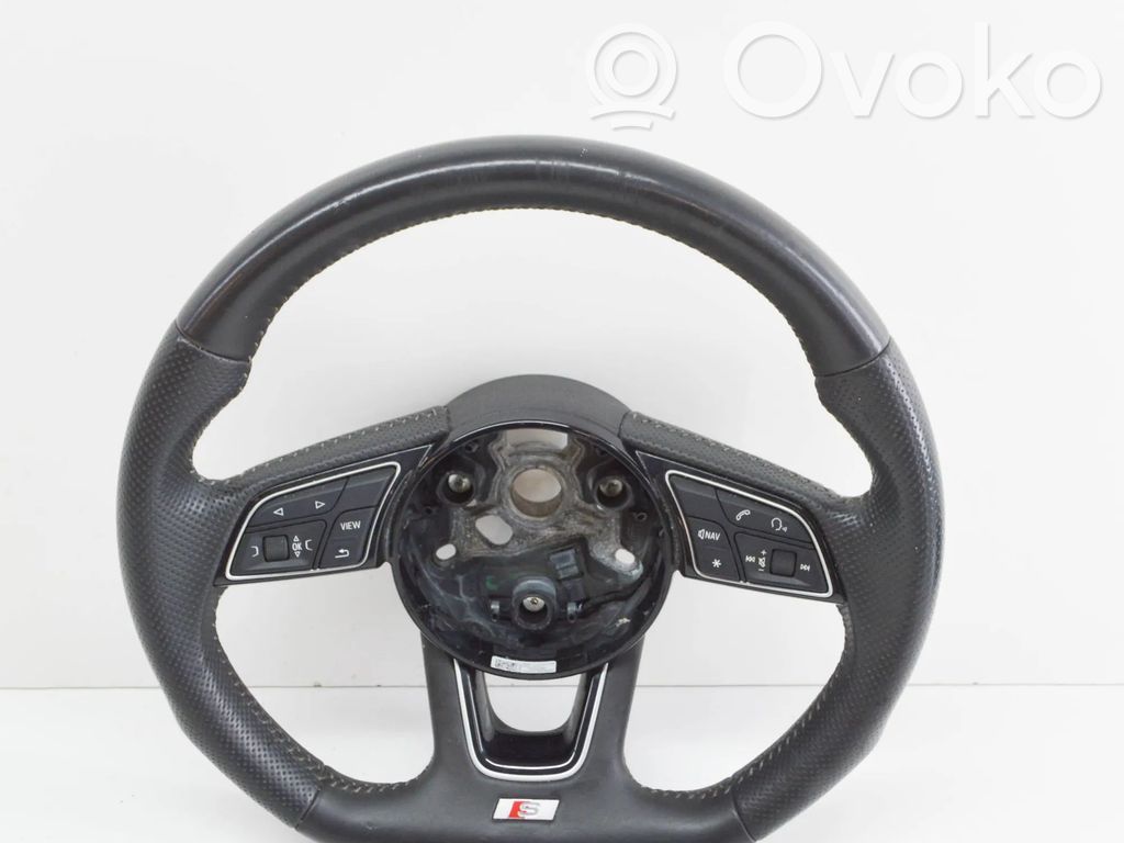 Audi A5 Ohjauspyörä 