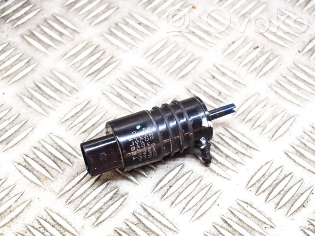 Tesla Model 3 Windscreen/windshield washer pump 