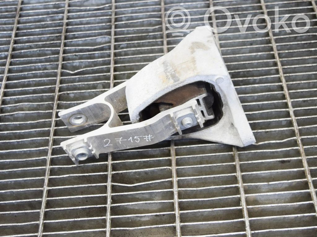 Engine mount bracket   31686814,31480565,31339951,31480564