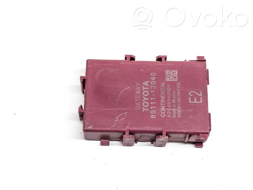 Toyota RAV 4 (XA50) Módulo de control Gateway 