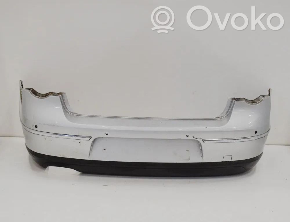 Volkswagen PASSAT B6 Parachoques 
