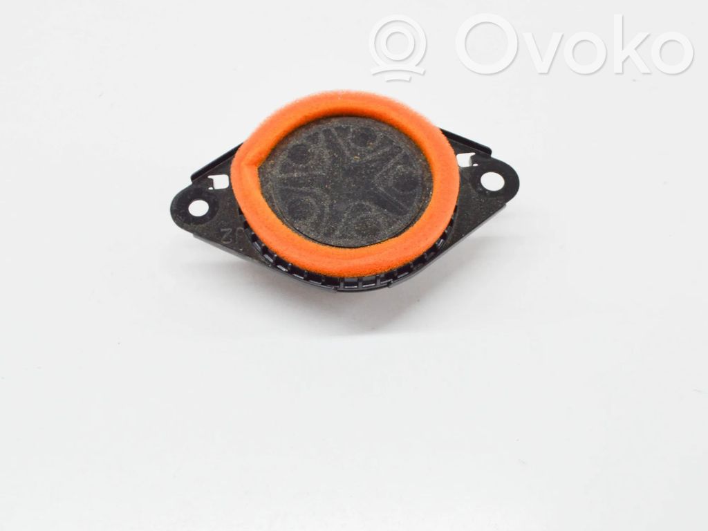 Toyota Camry VIII XV70  Panel speaker 