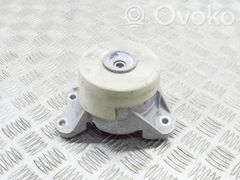 Mercedes-Benz EQC Engine mount bracket 