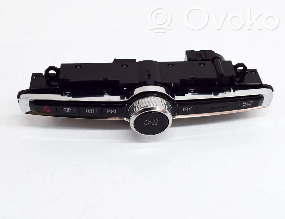 Volvo XC40 A set of switches 