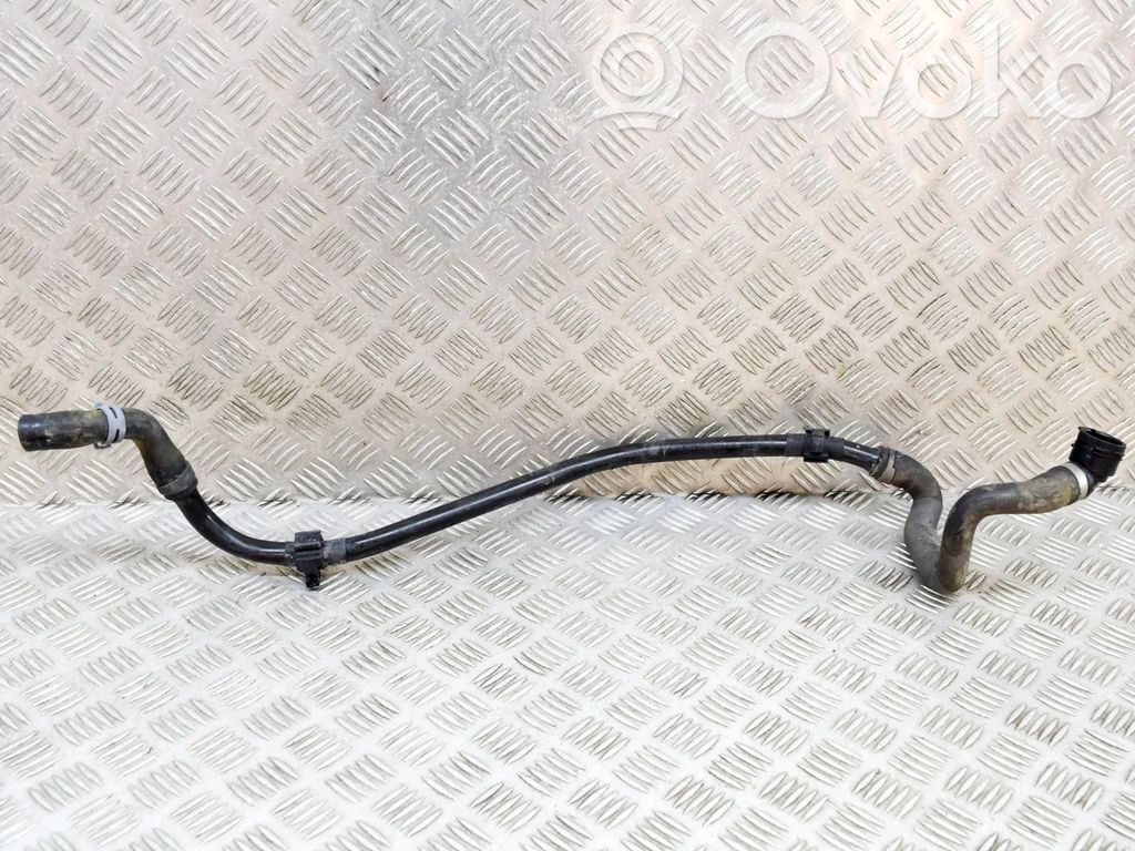 Volkswagen ID.3 Caurulīte (-es) / šļūtene (-es) 