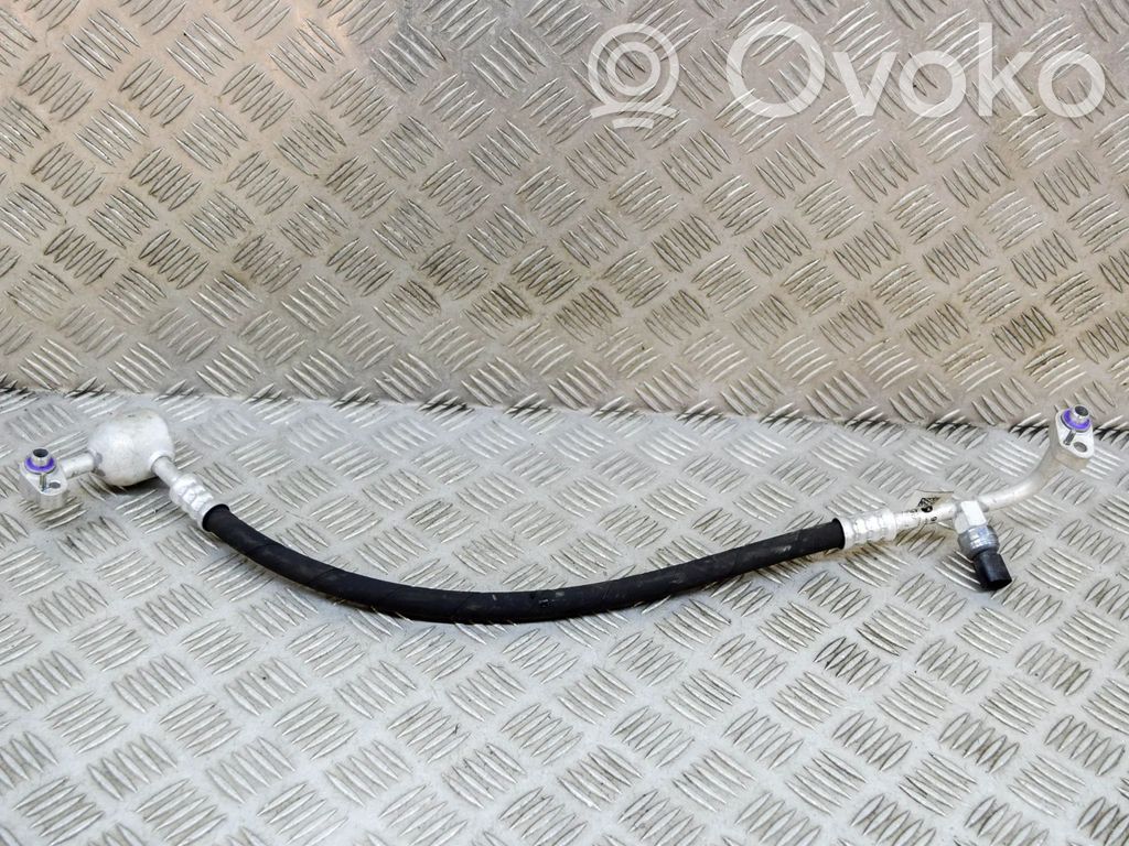 BMW iX3 G08 Ilmastointilaitteen putki (A/C) 