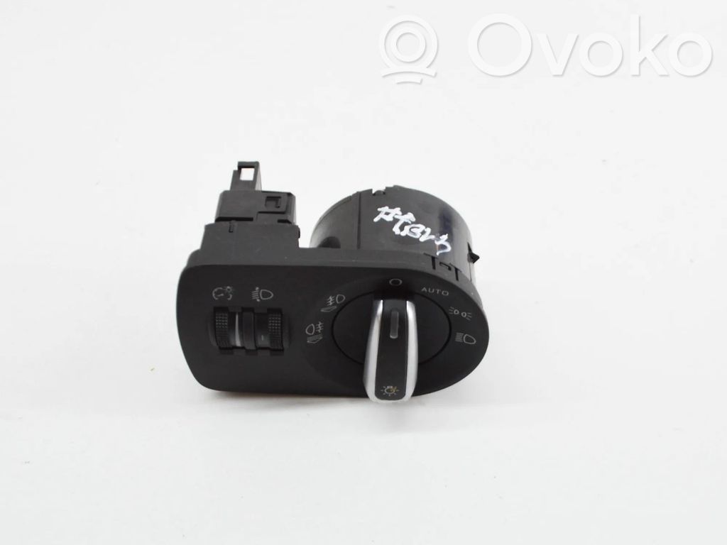 Audi A1 Light switch 