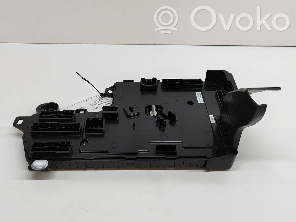 Tesla Model 3 Module de contrôle carrosserie centrale 
