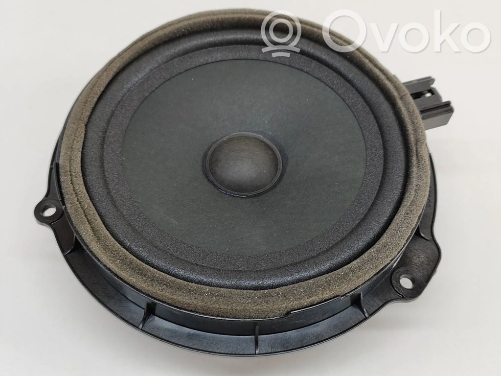 Ford Puma Etuoven kaiutin 