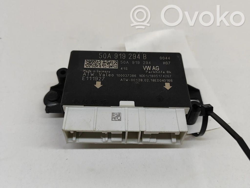 Volkswagen PASSAT B8 Unidad de control/módulo PDC de aparcamiento 