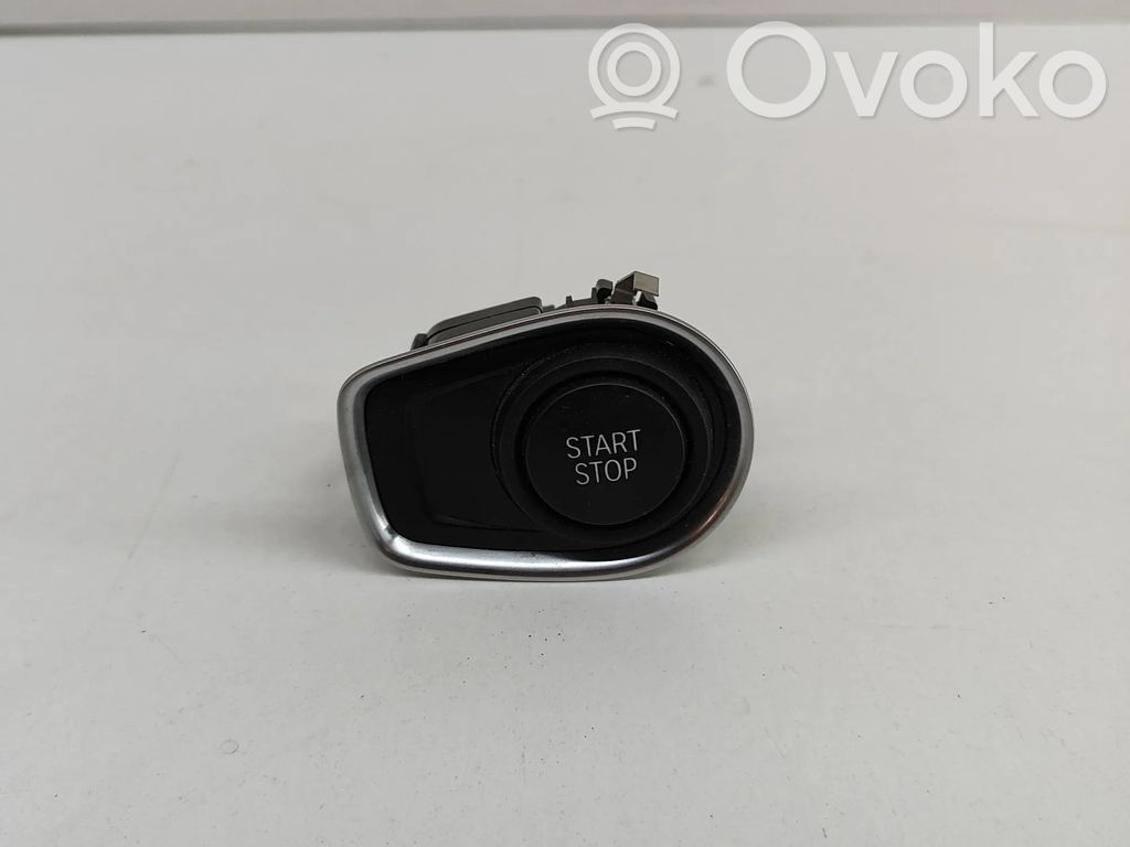 BMW 2 F45 Interruttore a pulsante start e stop motore 