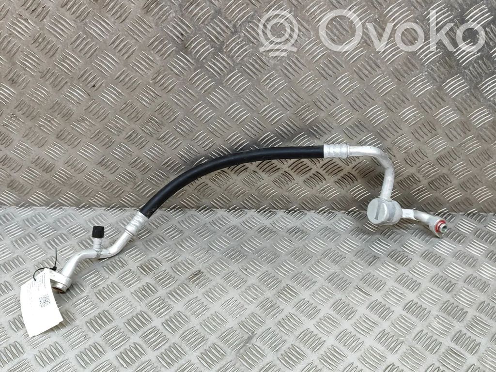 Ford Puma Ilmastointilaitteen putki (A/C) 