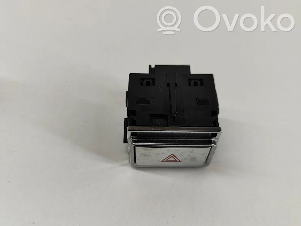 Jaguar I-Pace Hazard light switch 
