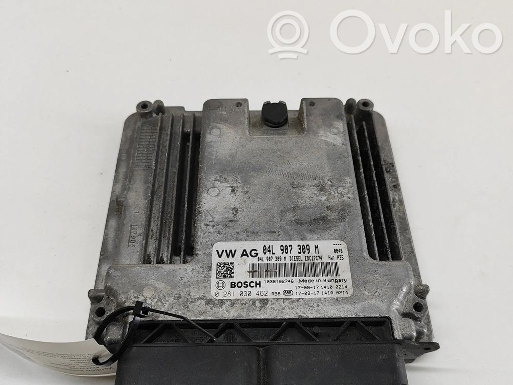Skoda Superb B8 (3V) Engine control unit/module 