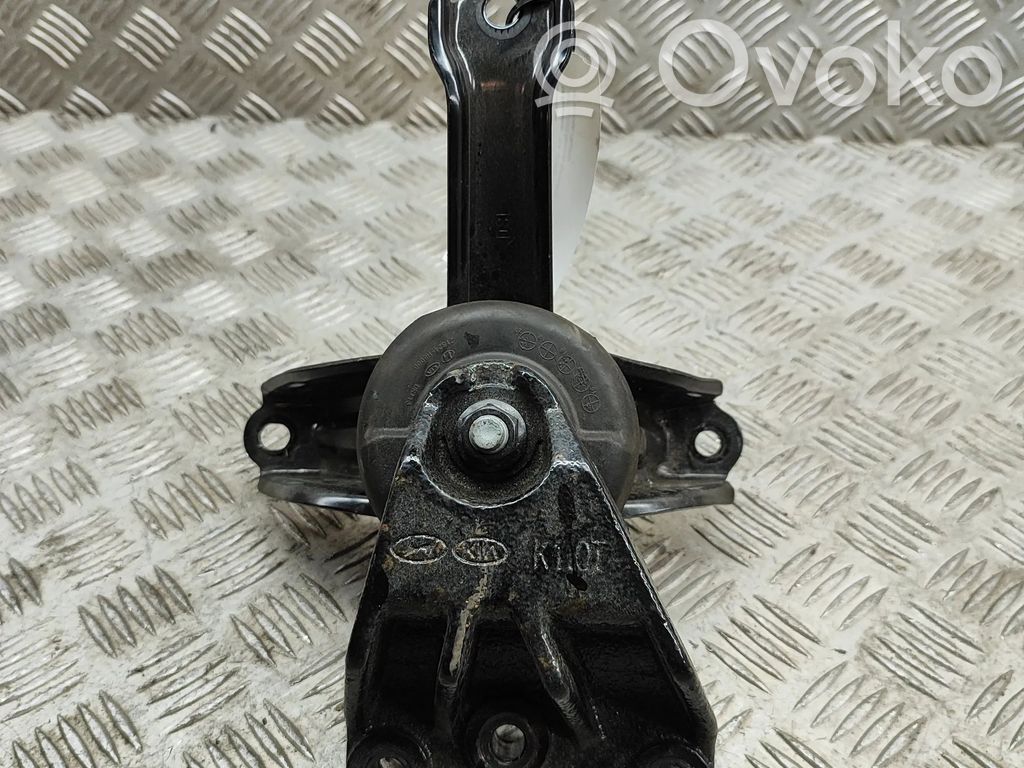 Engine mount bracket   21810H8210