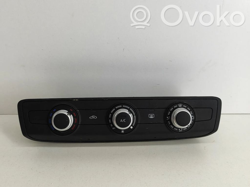 Audi A1 Interior fan control switch 