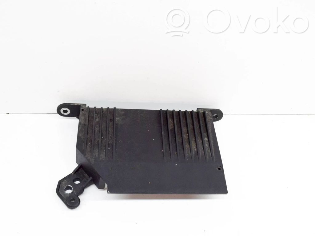 Volvo S90, V90 Garso stiprintuvas 
