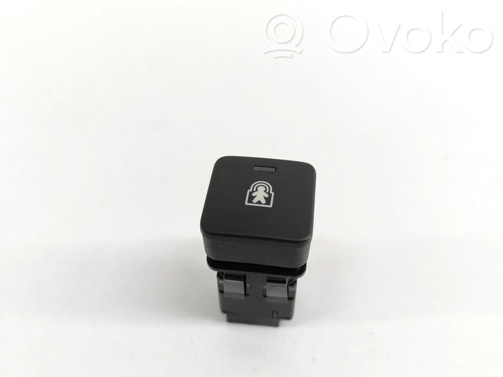 Central locking switch button   9812754677
