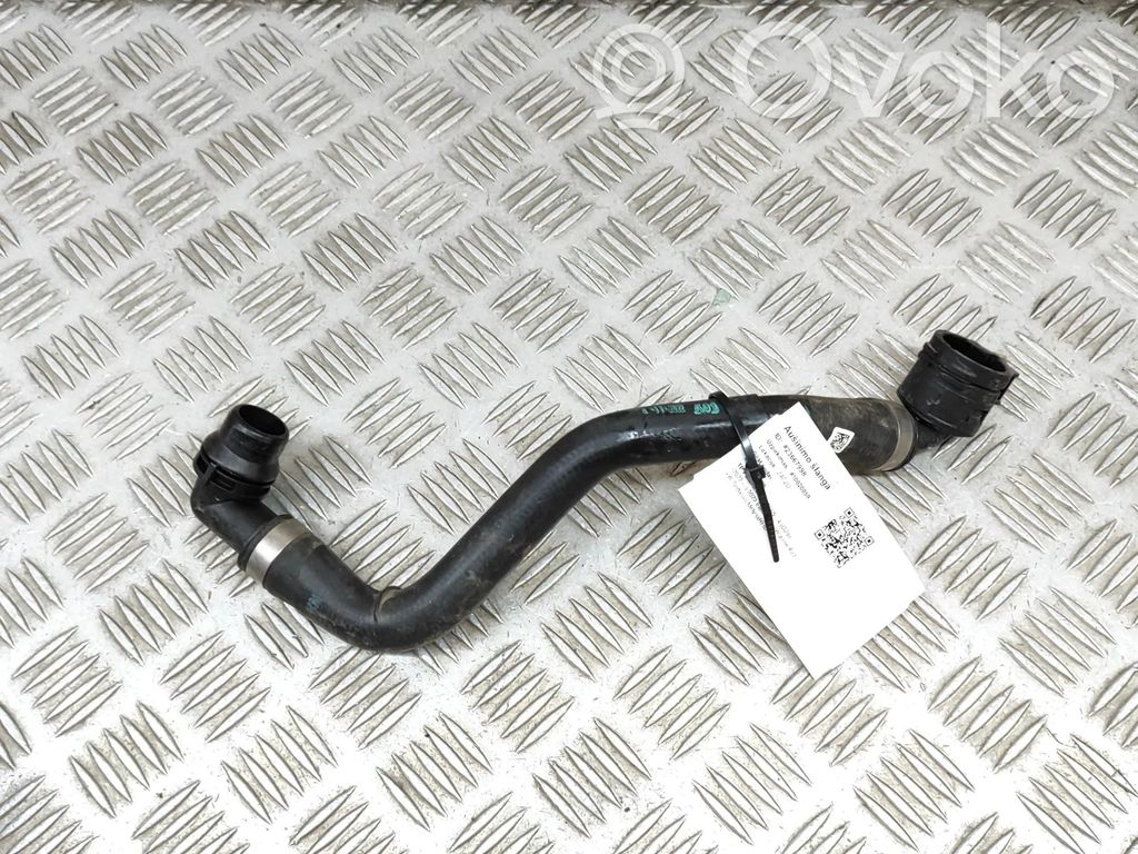BMW i4 Engine coolant pipe/hose 