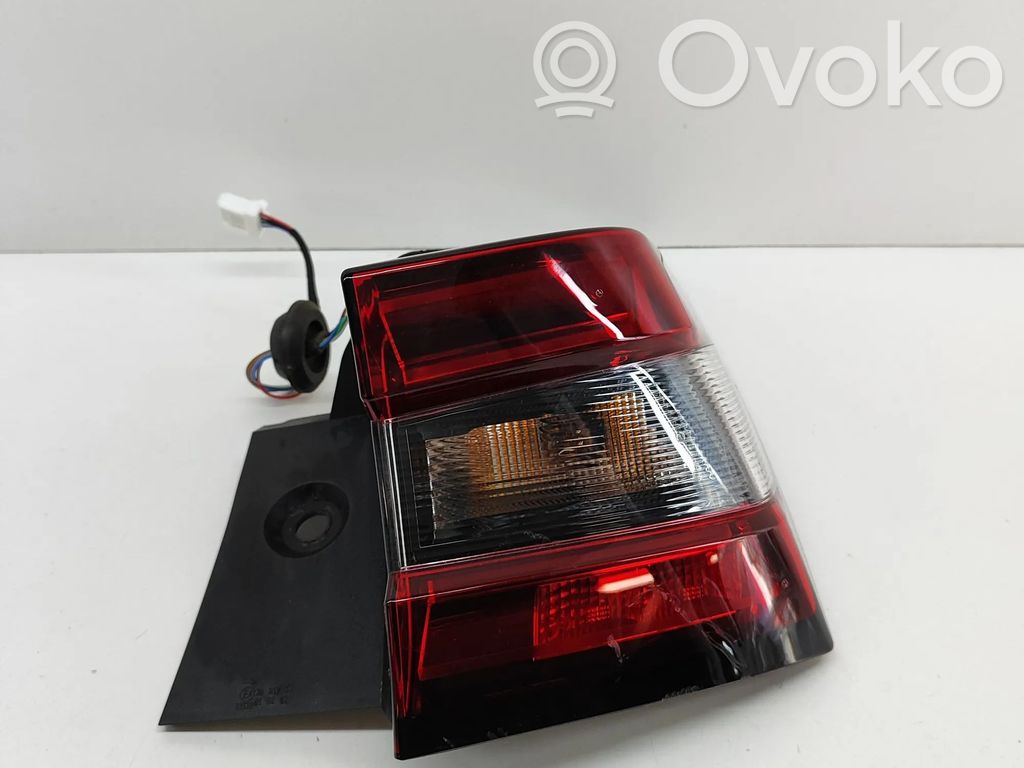 Nissan Juke II F16 Lampă spate în caroserie 