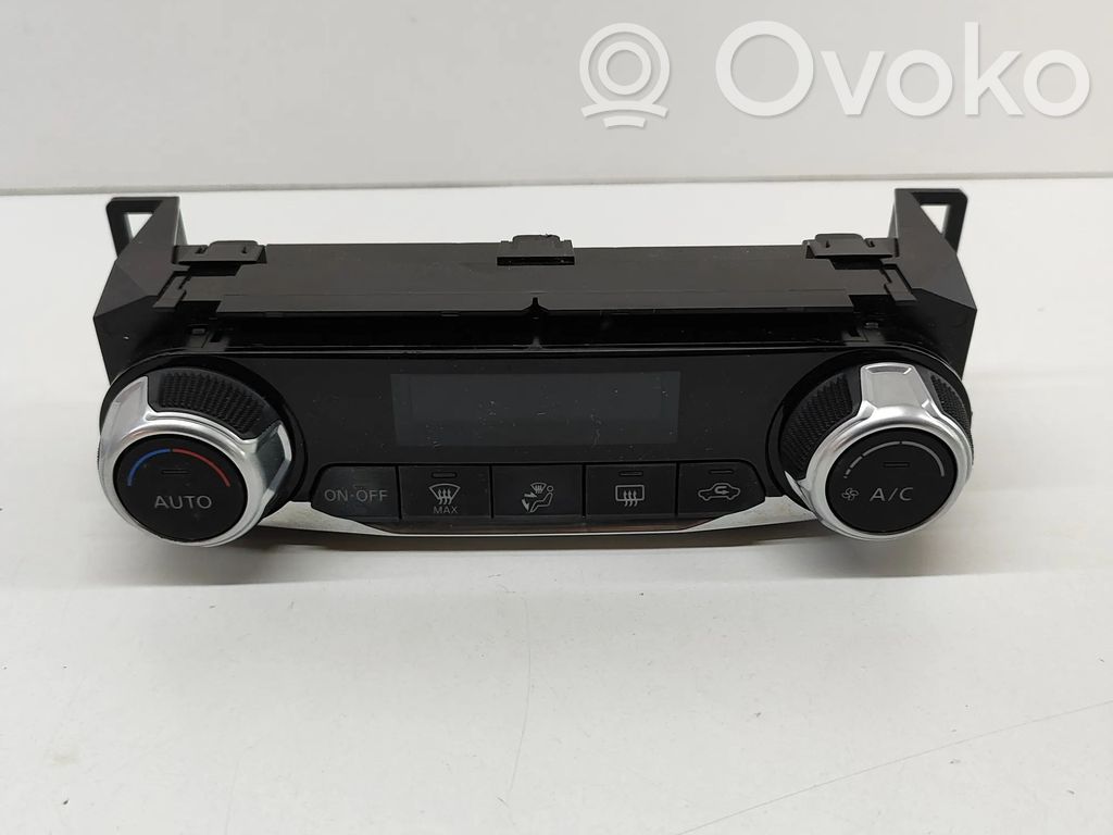 Nissan Juke II F16 Interruptor de control del ventilador interior