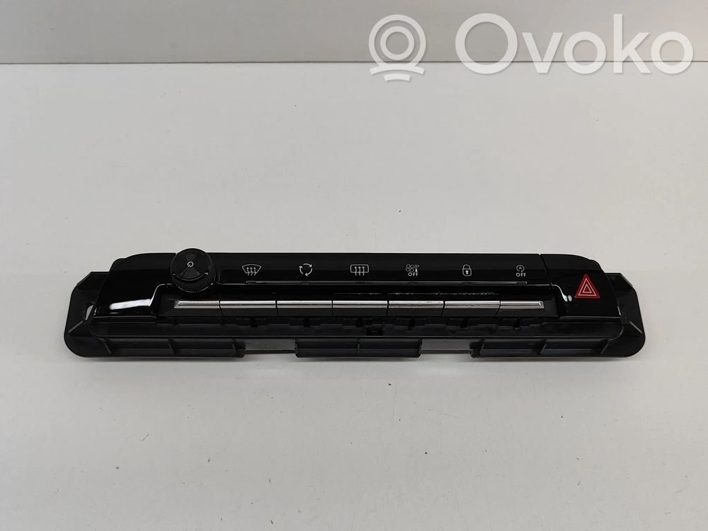 Citroen C5 Aircross Un conjunto de interruptores 