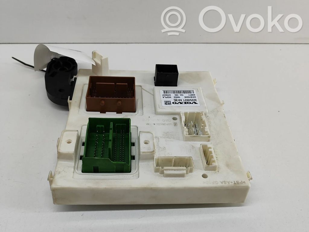 Volvo XC90 Korin keskiosan ohjainlaite 