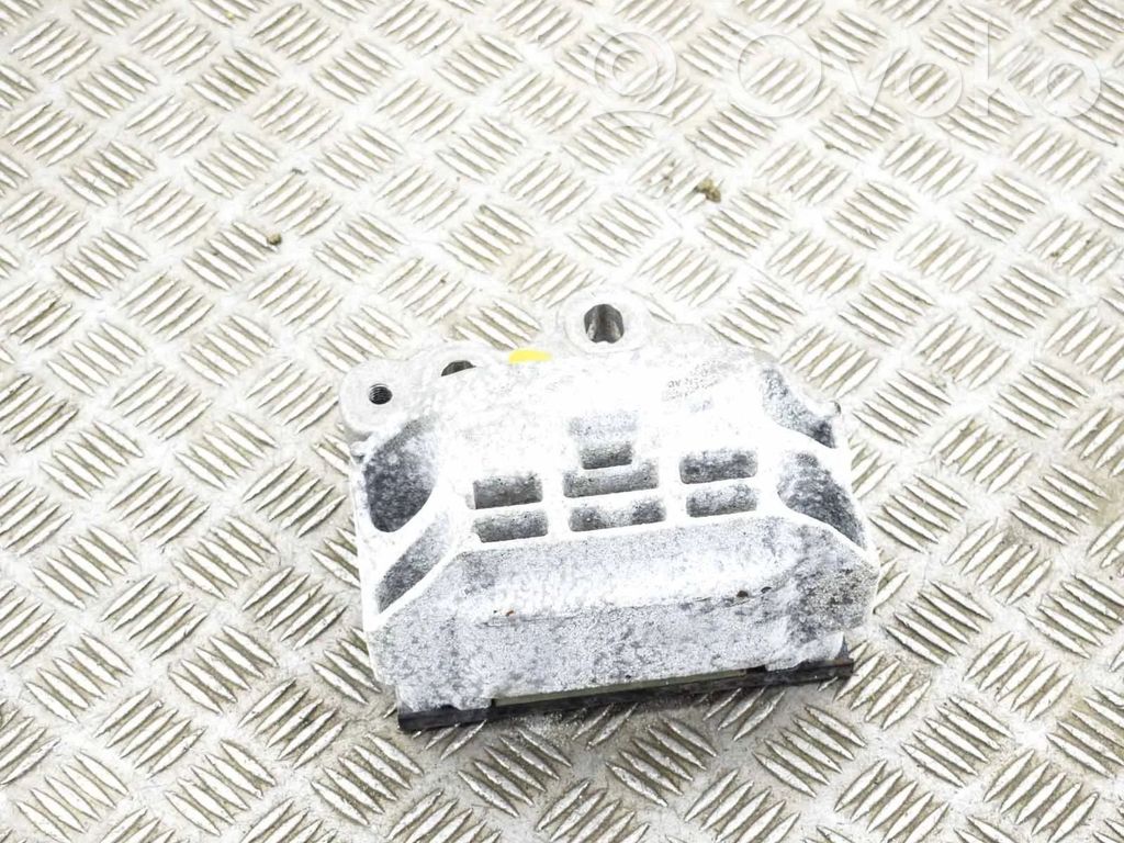 Ford Transit Custom Engine mount bracket 