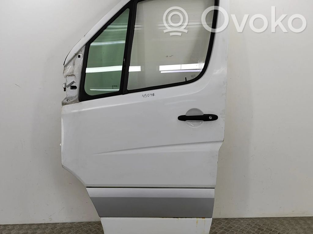 Mercedes-Benz Sprinter W906 Tür vorne 