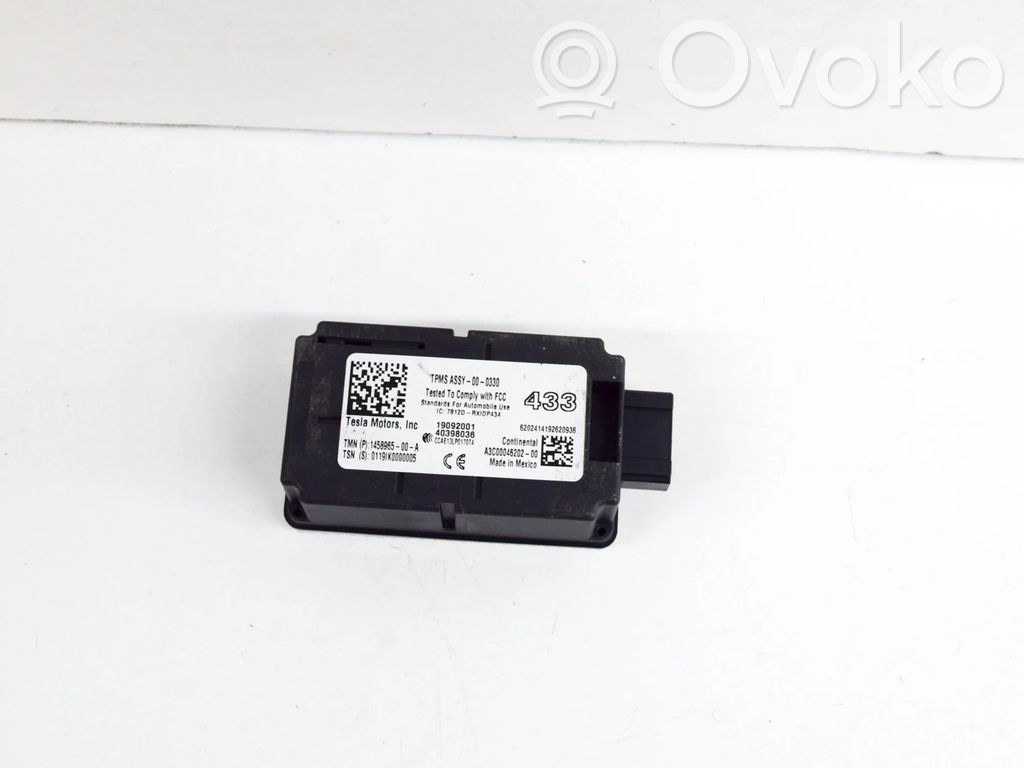 Tesla Model 3 Tire pressure control unit 