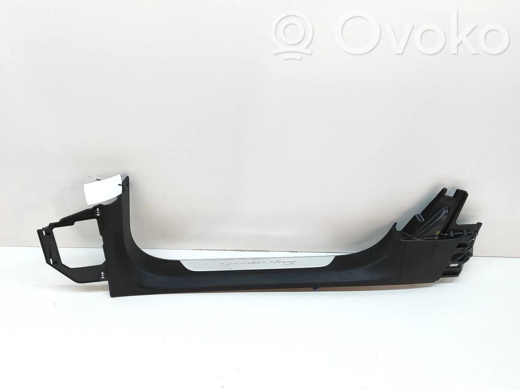 Porsche Taycan 9J1 Garniture de marche-pieds avant