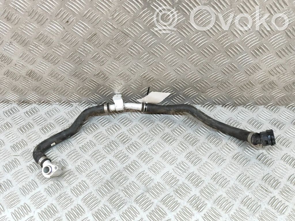 BMW 5 G30 G31 G38 Przewód / Wąż chłodnicy 