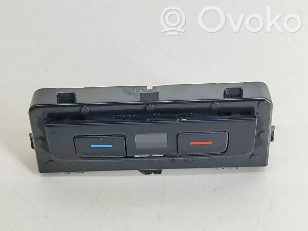 Volkswagen PASSAT B8 Interior fan control switch 