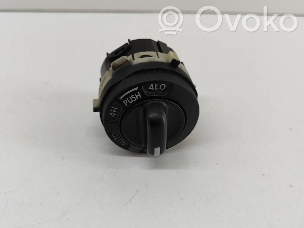 Nissan Pathfinder R51 Otros interruptores/perillas/selectores 