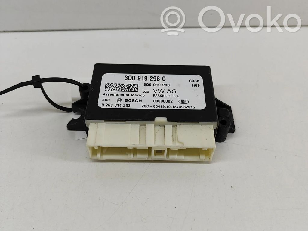 Volkswagen Tiguan Parking PDC control unit/module 