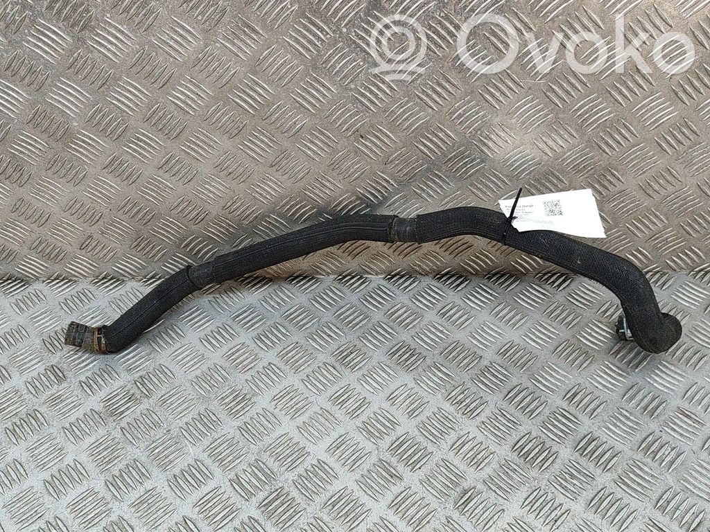 Audi e-tron Engine coolant pipe/hose 