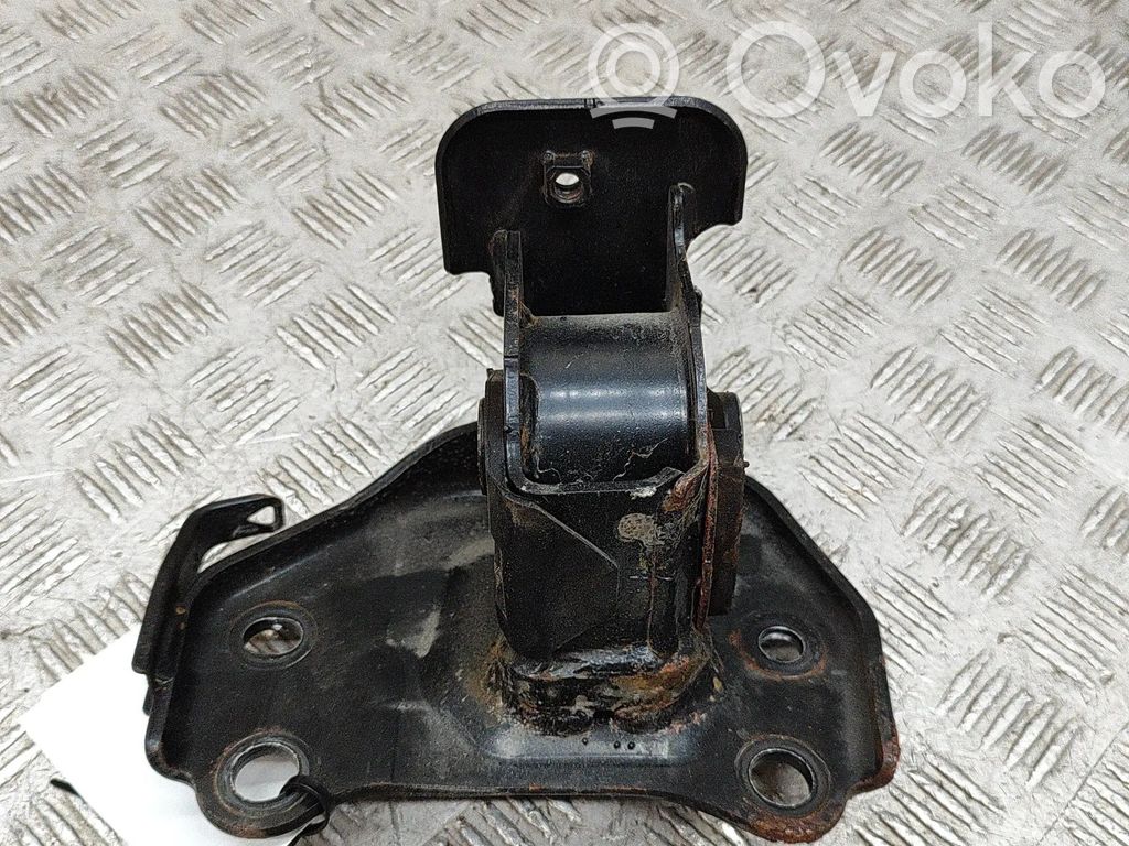 Toyota RAV 4 (XA40) Variklio pagalvė 