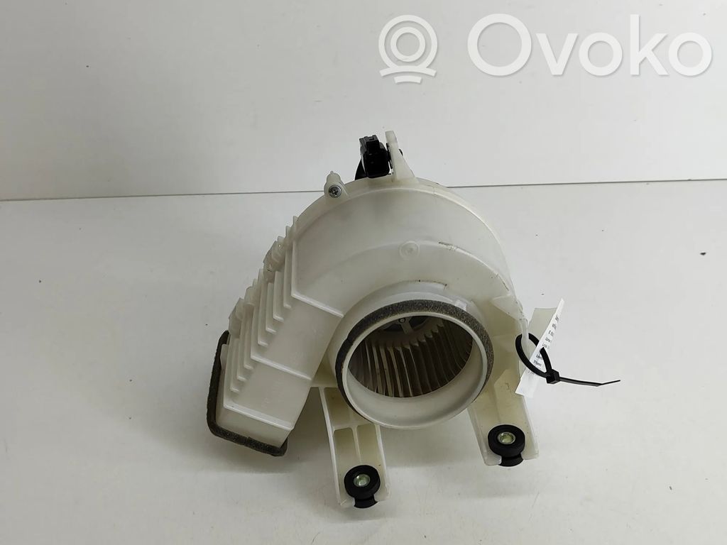 Toyota RAV 4 (XA40) Ventilator aerotermă 
