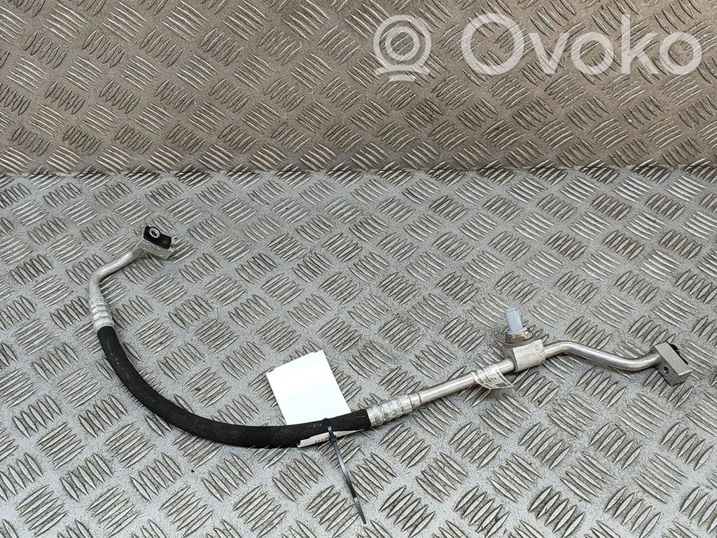 Volkswagen ID.3 Ilmastointilaitteen putki (A/C) 